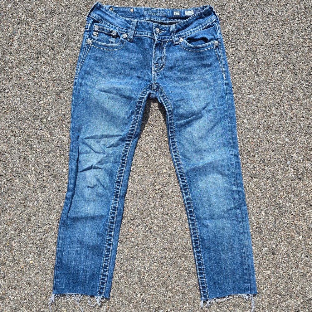 Y2K Miss Me Bedazzled Custom Capri Style Distressed Denim Jeans Skinny sz 27
